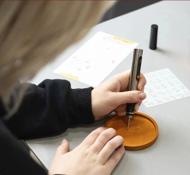 قلم النقش المخصص